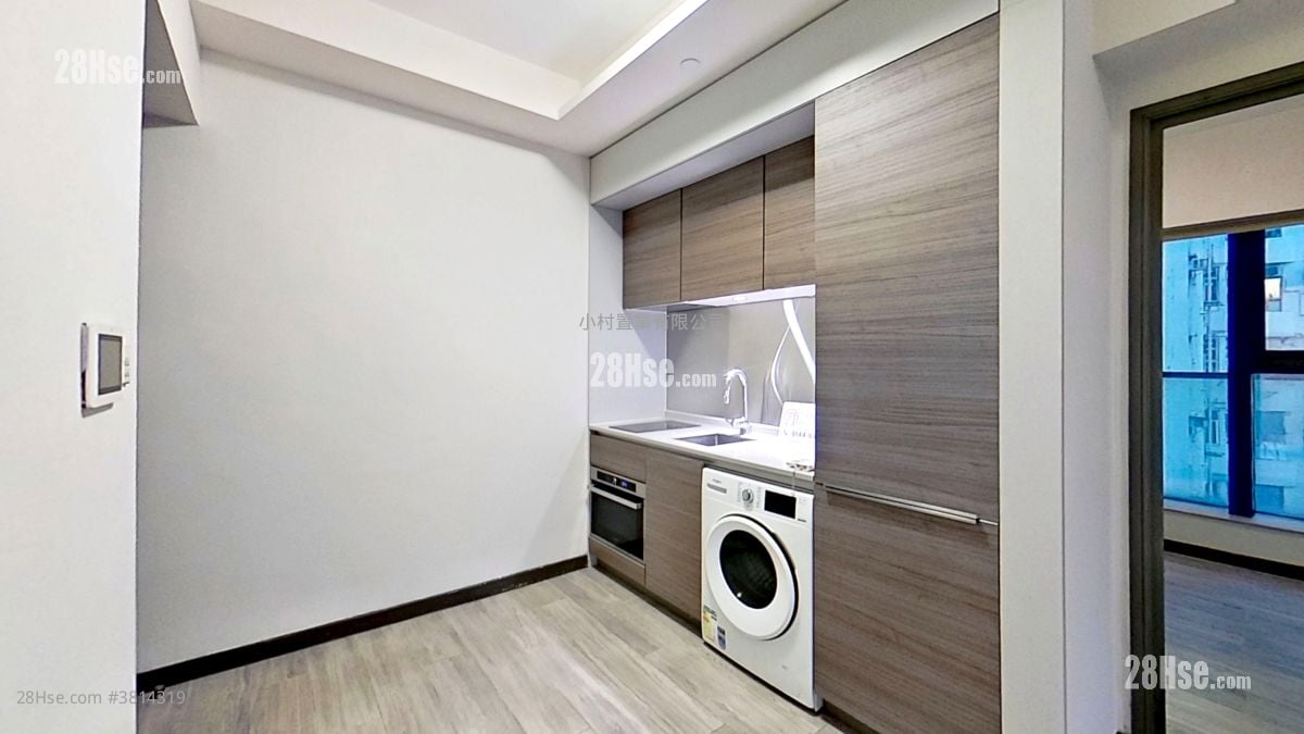 kitchen: Le Riviera Rental 1 Bedroom , 1 Bathroom 393 ft²