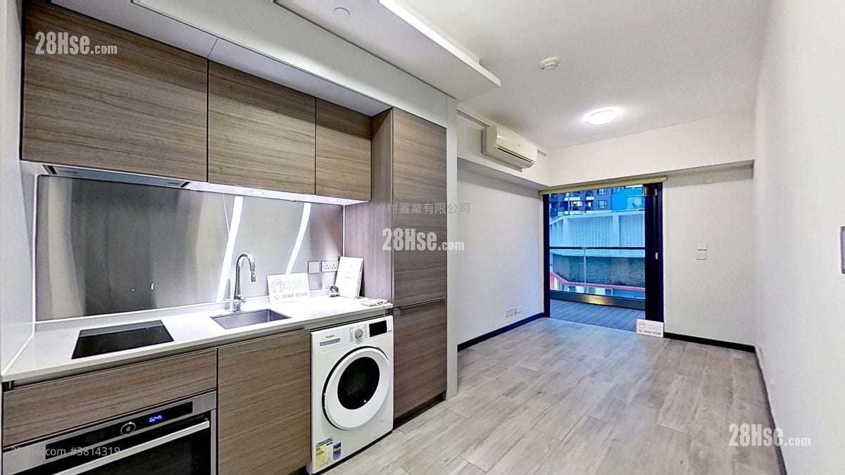 living room: Le Riviera Rental 1 Bedroom , 1 Bathroom 393 ft²