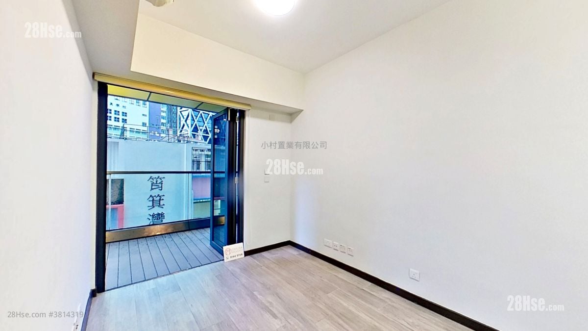 living room: Le Riviera Rental 1 Bedroom , 1 Bathroom 393 ft²