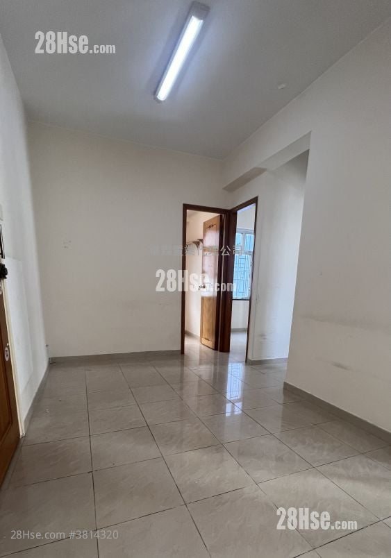 高雅大厦 租盘 2 房 , 1 浴室 333 平方尺