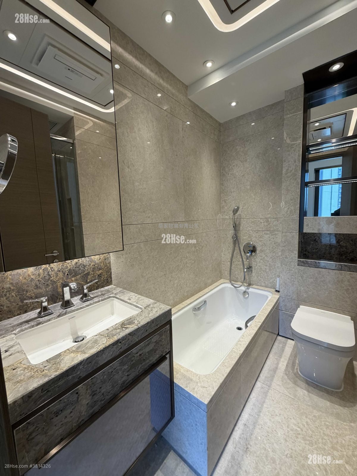 傲玟 租盘 848 平方尺