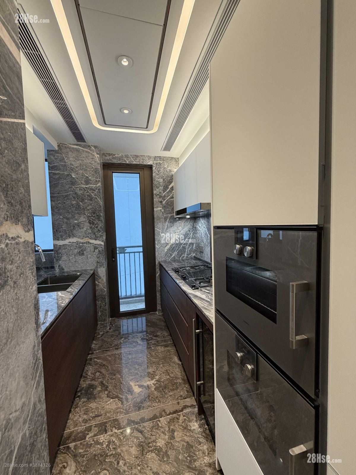 傲玟 租盘 848 平方尺