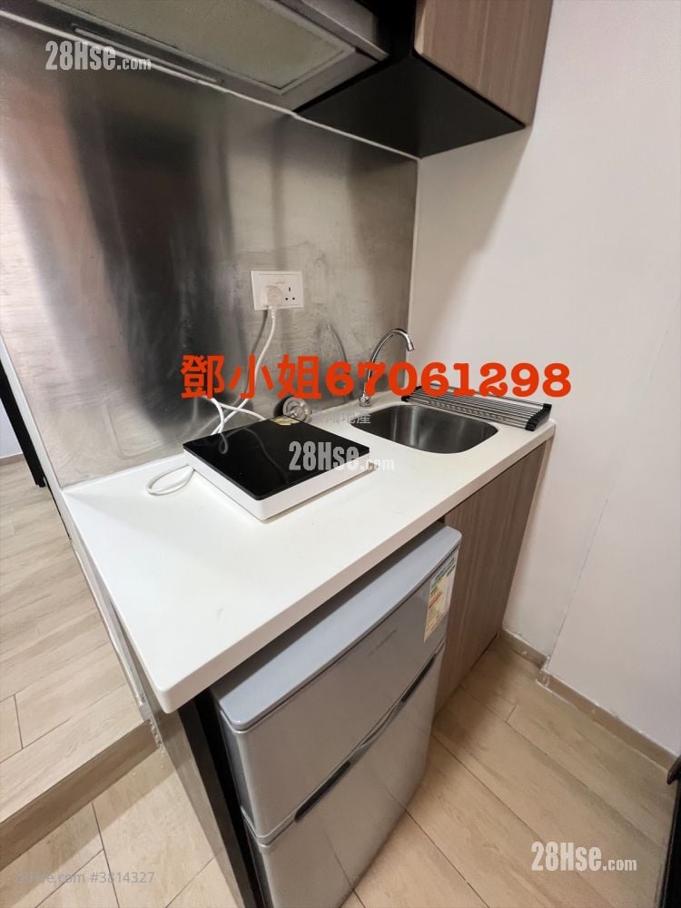 Man Ying Building Rental Studio , 1 Bathroom 140 ft²