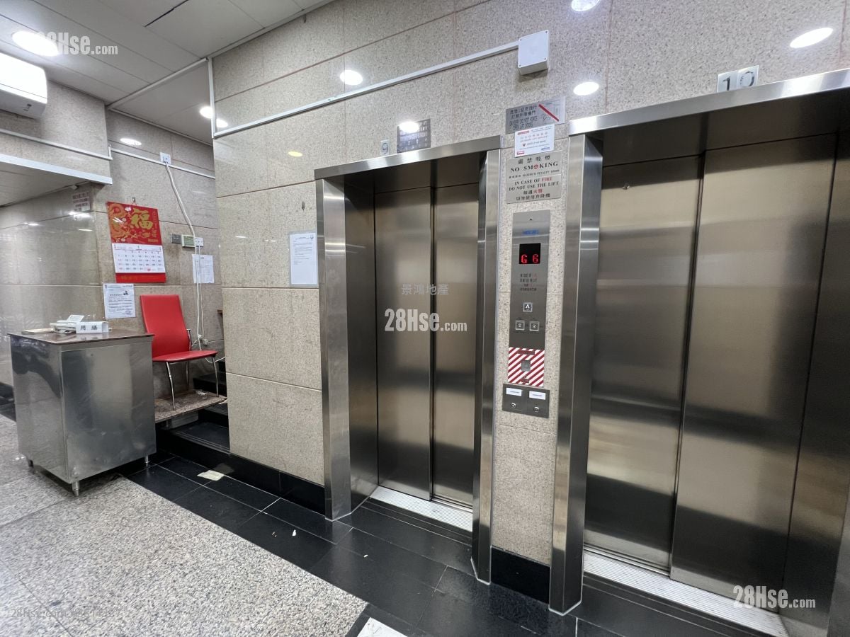 Man Ying Building Rental Studio , 1 Bathroom 140 ft²