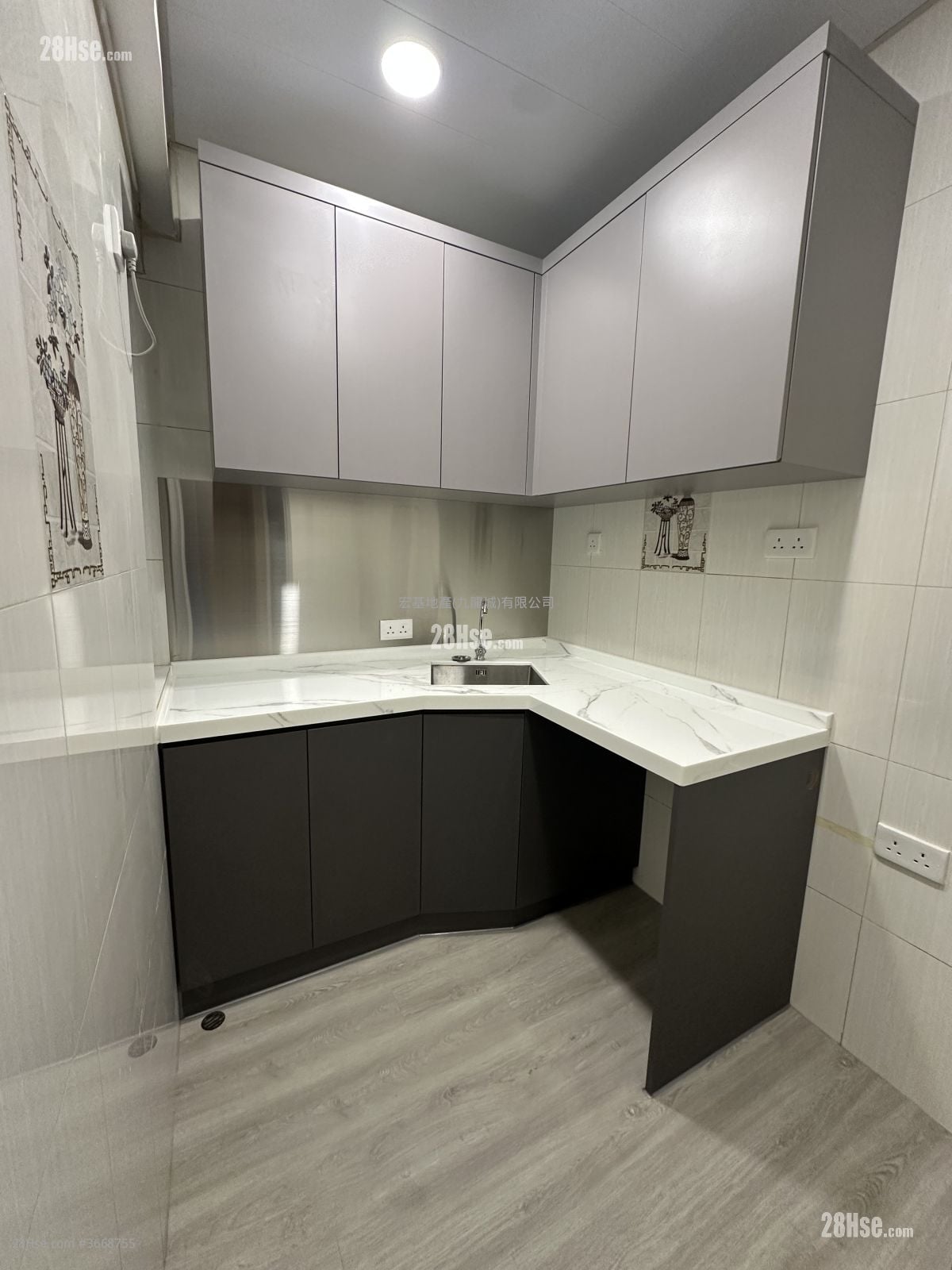 唐樓 租盤 2 房 , 1 浴室 420 平方呎