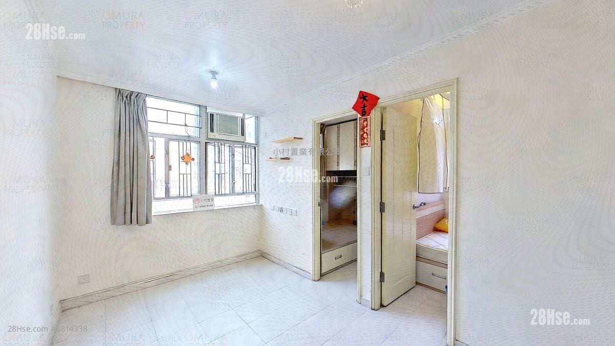 厅: 龙蟠苑 售盘 2 房 , 1 浴室 383 平方尺