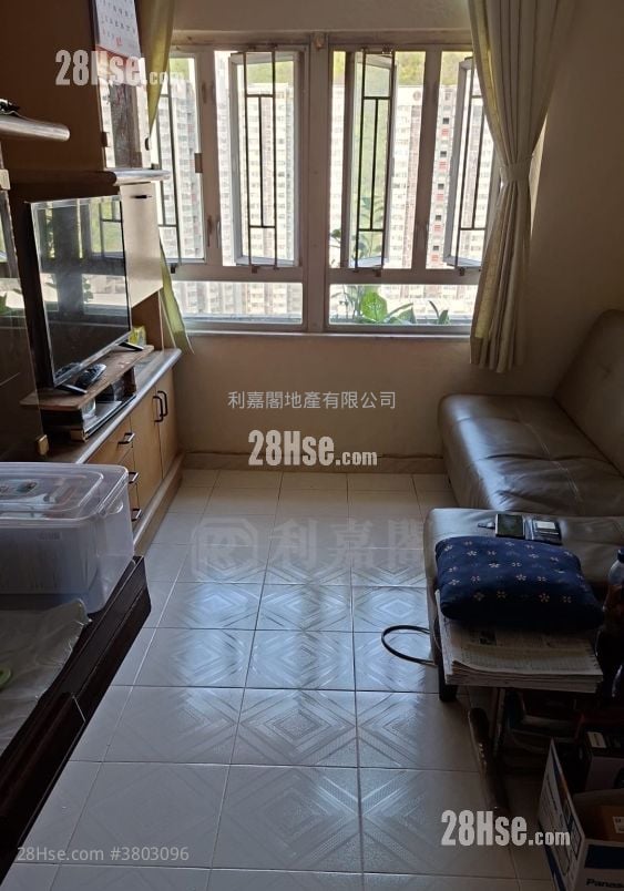 King Ming Court Sell 3 Bedrooms , 1 Bathroom 554 ft²