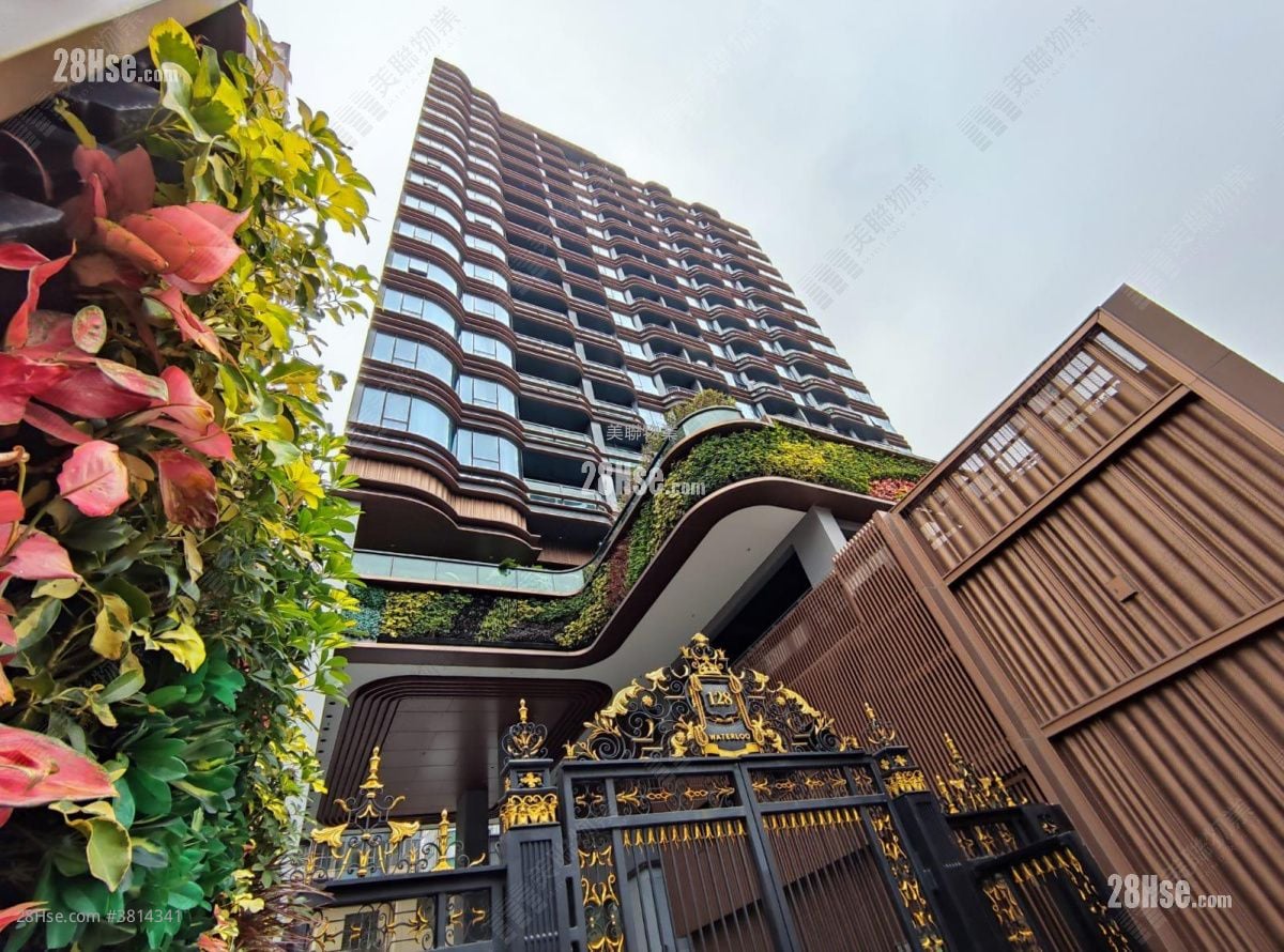 128 Waterloo Sell 2 Bedrooms , 1 Bathroom 579 ft²