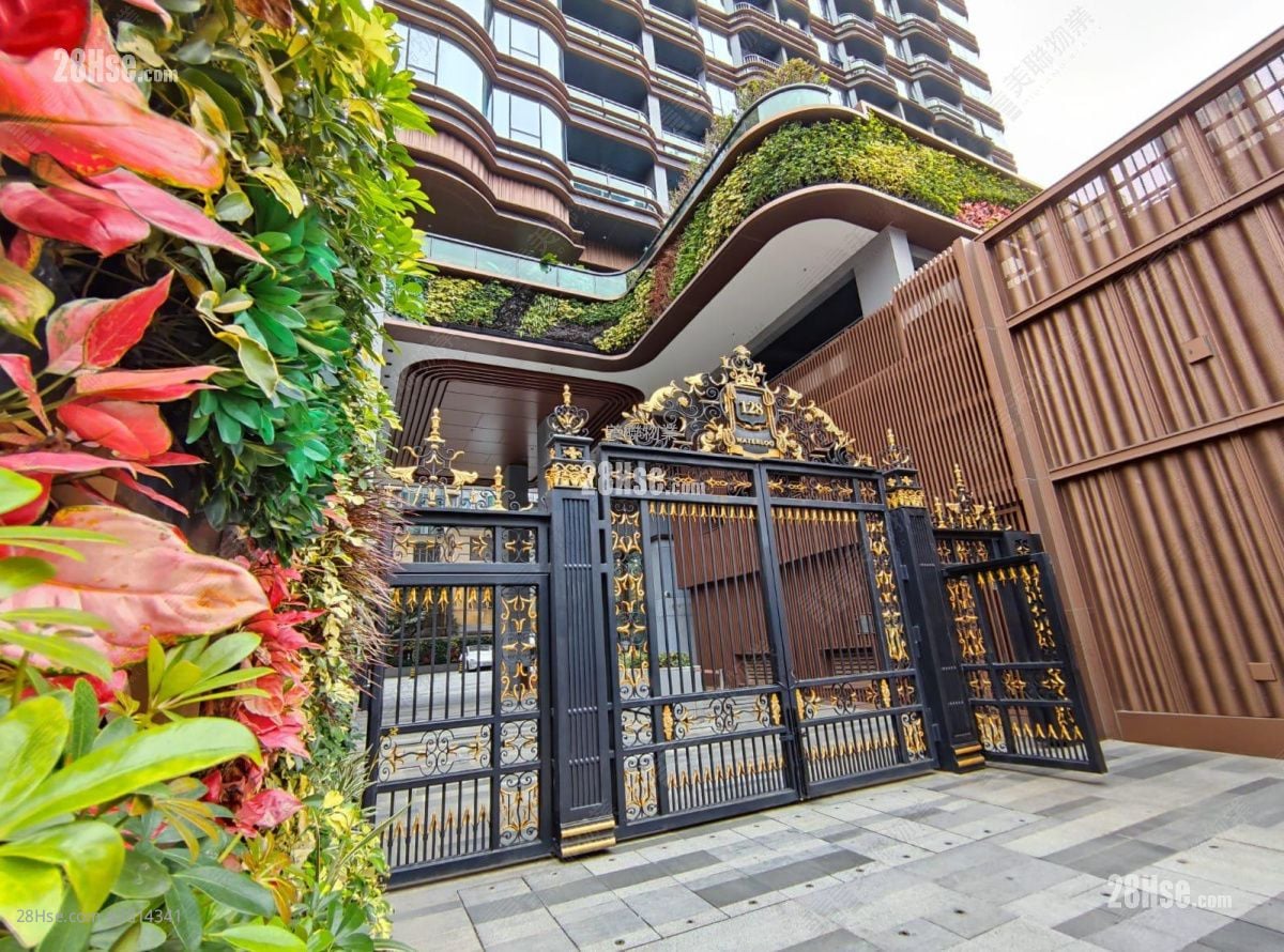 128 Waterloo Sell 2 Bedrooms , 1 Bathroom 579 ft²