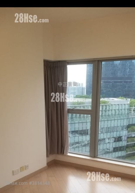 The Latitude Rental 4 Bedrooms , 3 Bathrooms 1,034 ft²