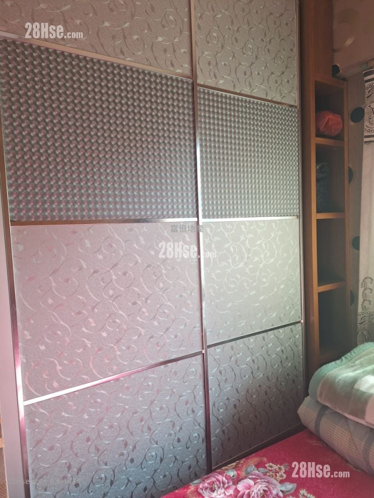 Whampoa Estate Sell 3 Bedrooms , 1 Bathroom 494 ft²