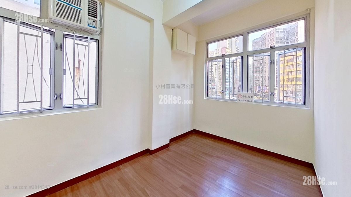 master room: Foon Lok Building Rental 3 Bedrooms , 1 Bathroom 368 ft²