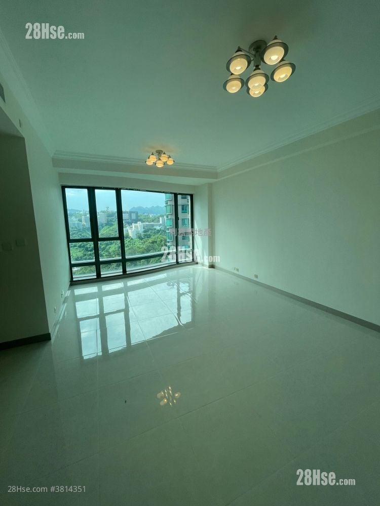 鹿茵山庄 售盘 3 房 , 2 浴室 1,105 平方尺