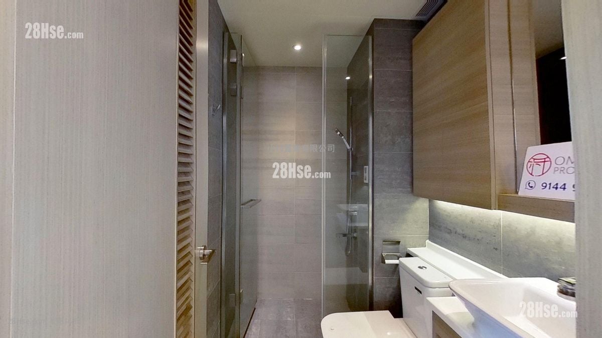 bathroom: No.48 Fuk Lo Tsun Road Rental 1 Bedroom , 1 Bathroom 364 ft²