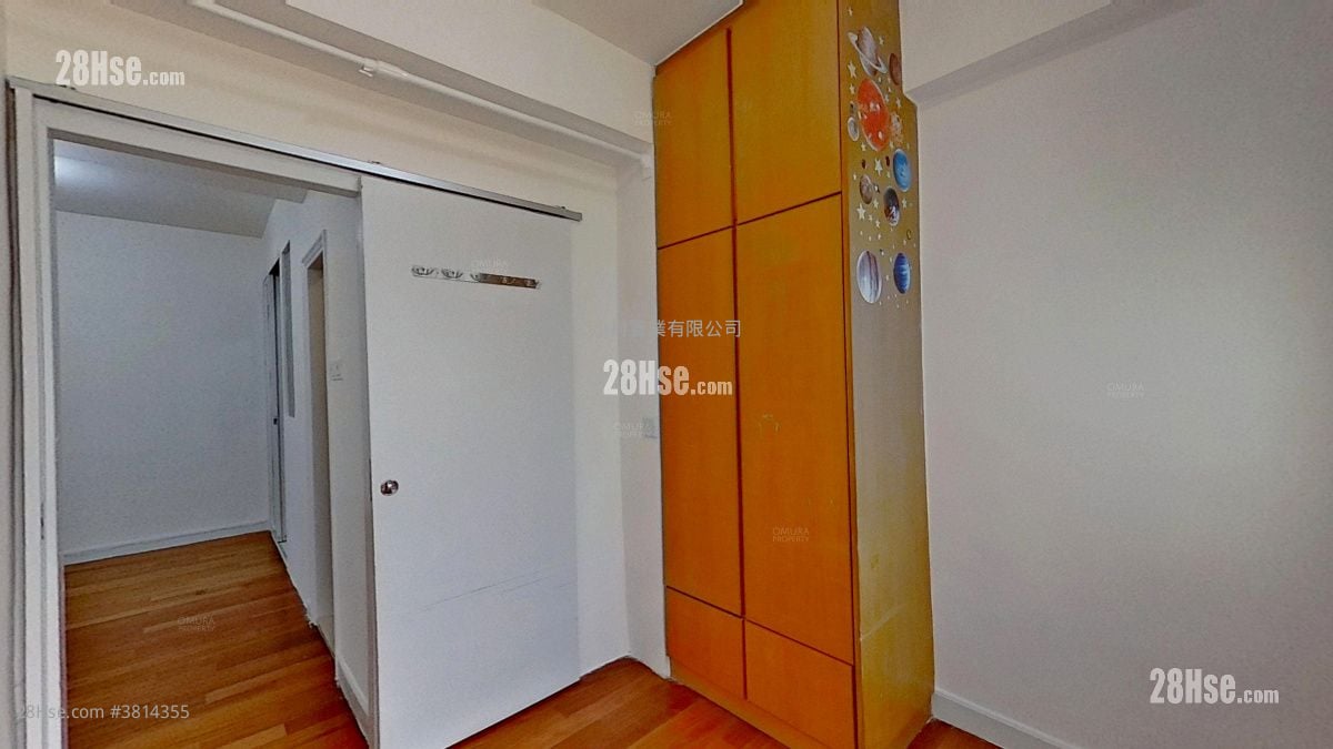 睡房 2: 富裕大厦 租盘 2 房 , 1 浴室 357 平方尺