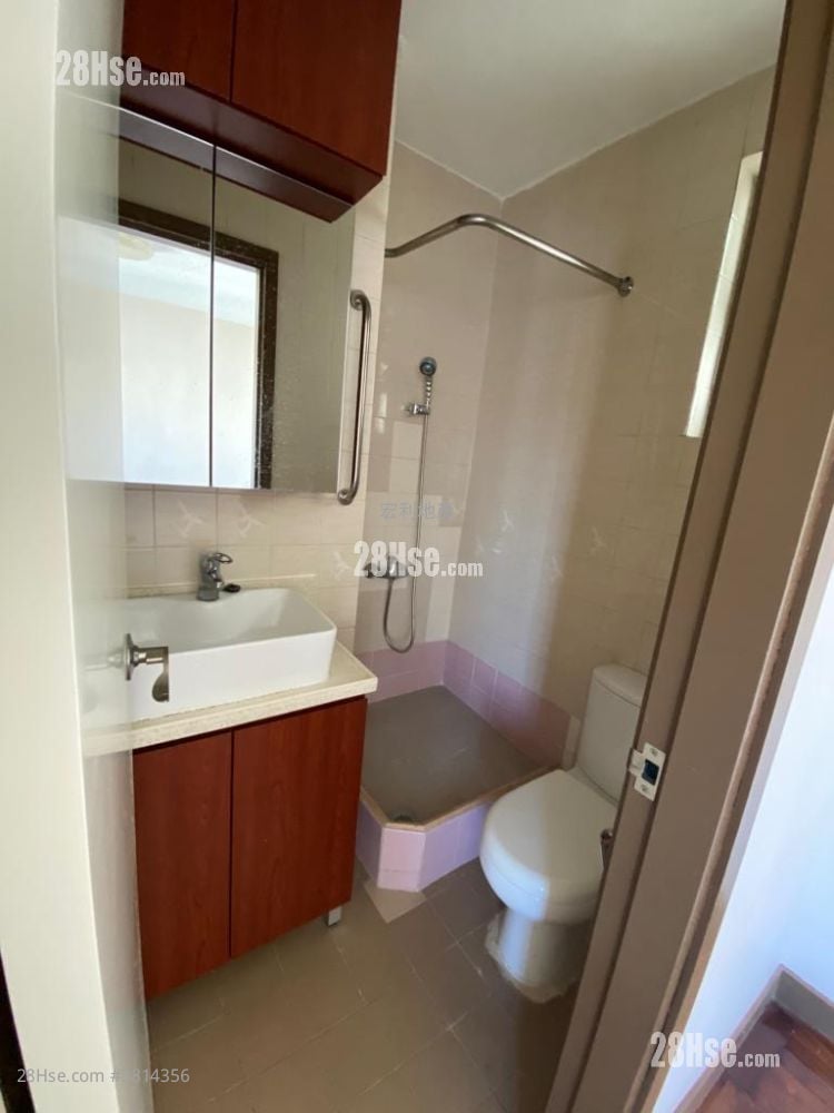 新翠花园 租盘 3 房 , 2 浴室 584 平方尺