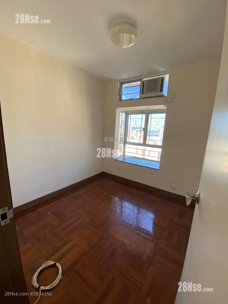 新翠花园 租盘 3 房 , 2 浴室 584 平方尺