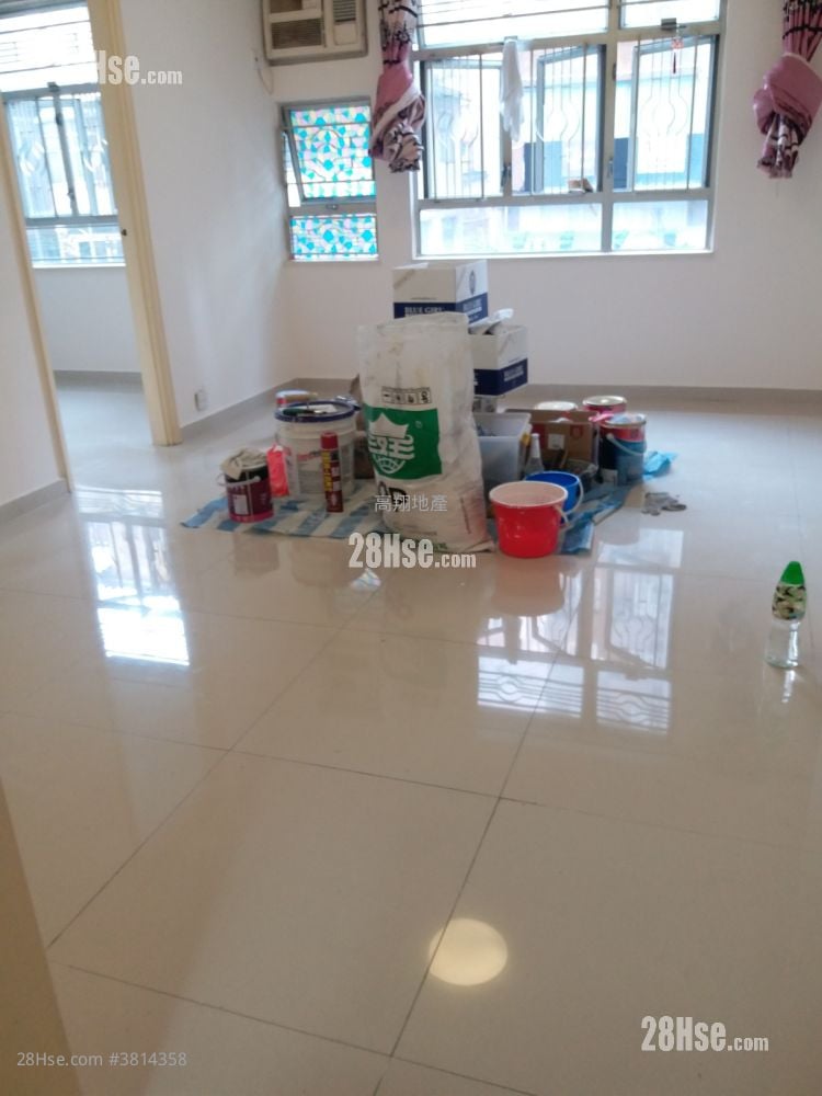 樂興大廈 租盤 2 房 , 1 浴室 383 平方呎