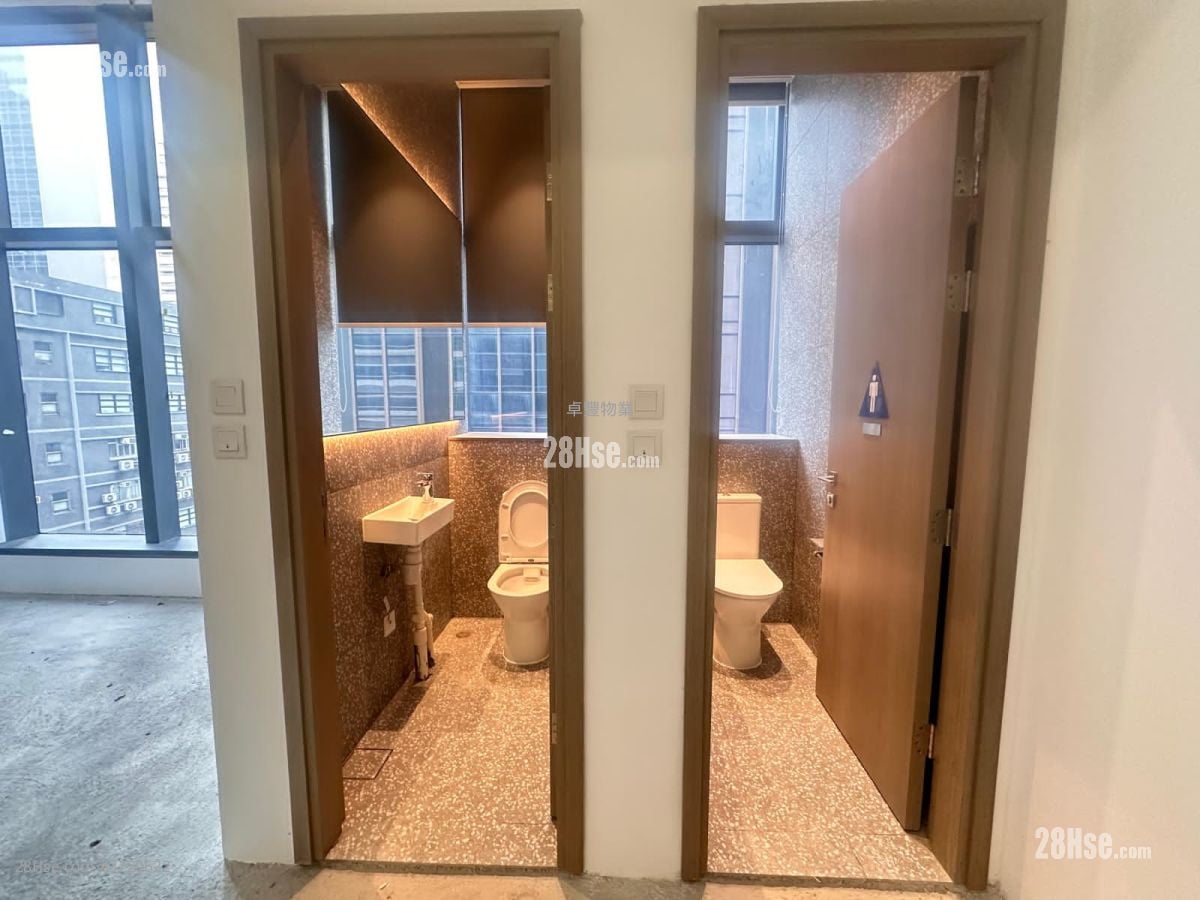 Dr. Kong Centre Rental Studio , 2 Toilets 1,150 ft²