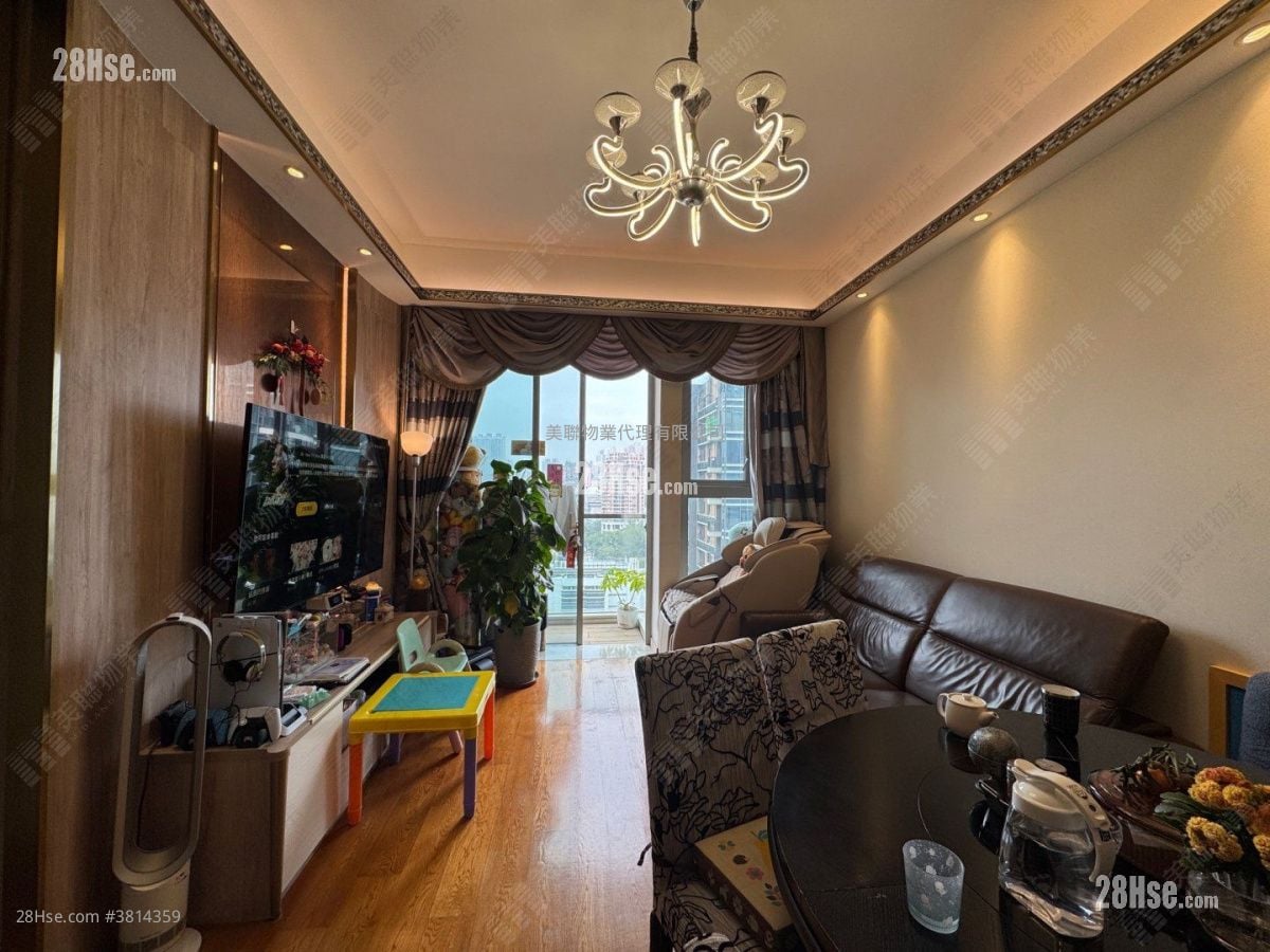 8 Lasalle Sell 3 Bedrooms , 2 Bathrooms 1,012 ft²