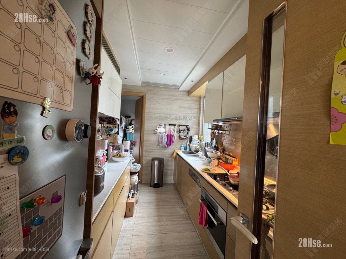 8 Lasalle Sell 3 Bedrooms , 2 Bathrooms 1,012 ft²