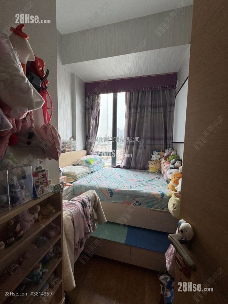 8 Lasalle Sell 3 Bedrooms , 2 Bathrooms 1,012 ft²