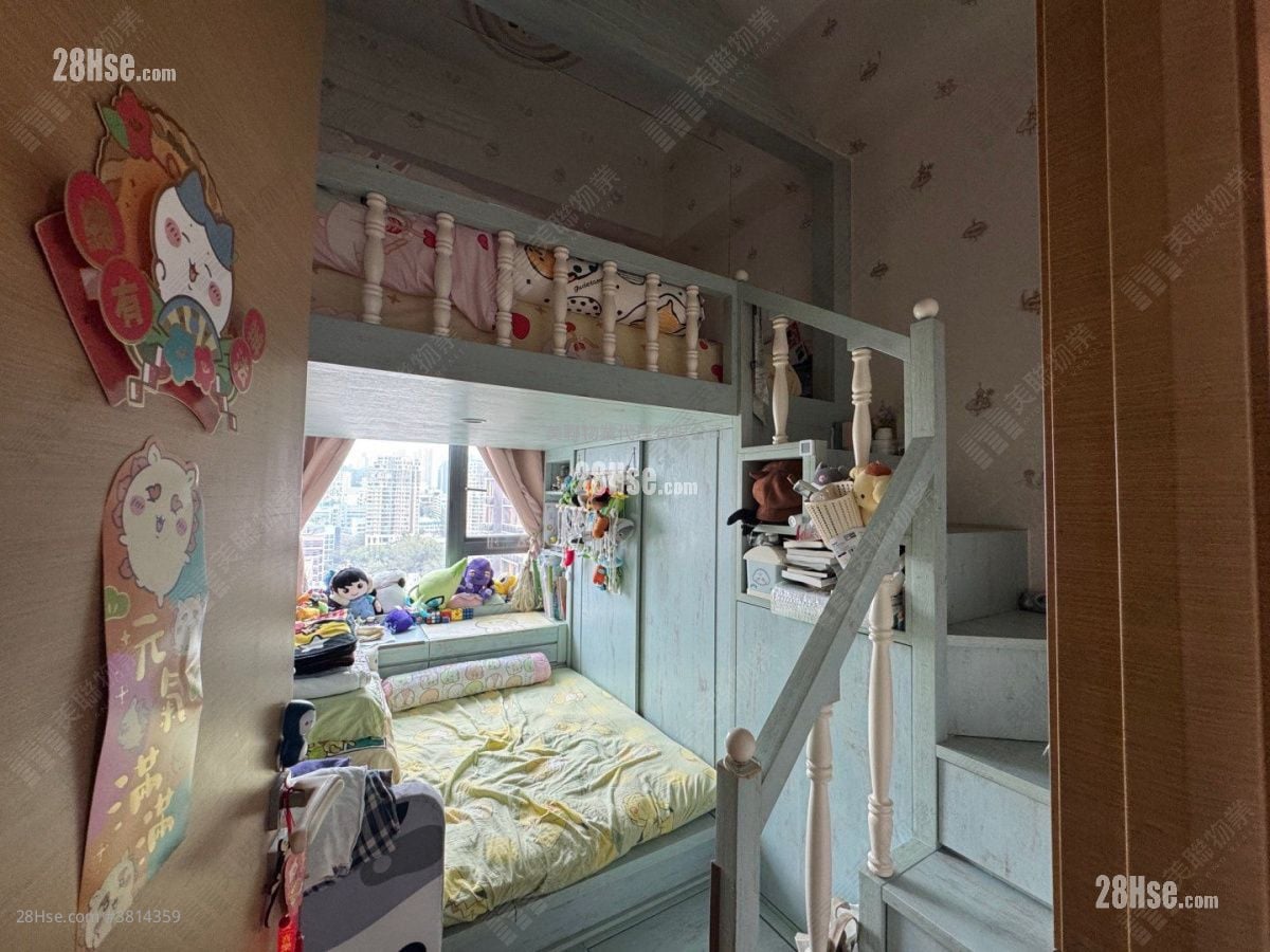 8 Lasalle Sell 3 Bedrooms , 2 Bathrooms 1,012 ft²