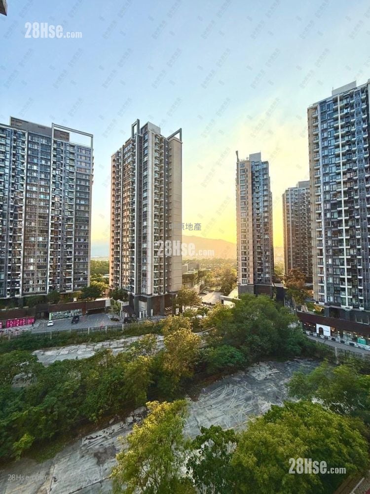 La Grove Sell 2 Bedrooms 481 ft²