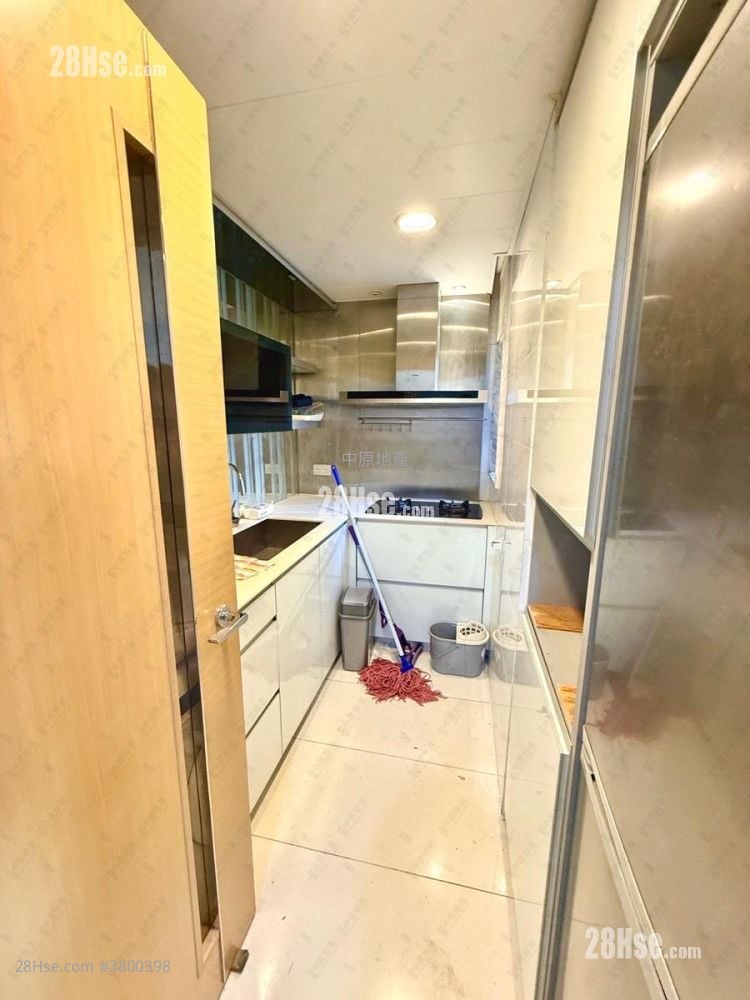 La Grove Sell 2 Bedrooms 481 ft²