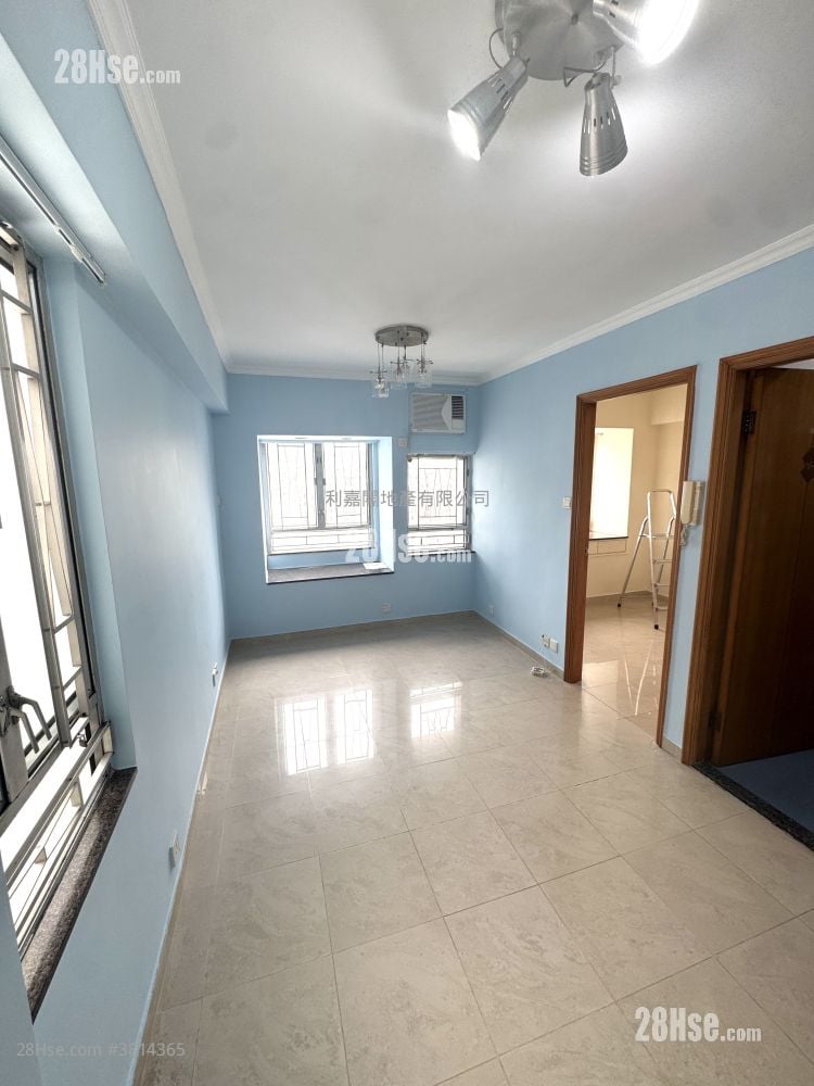 New Kwai Fong Gardens Rental 418 ft²