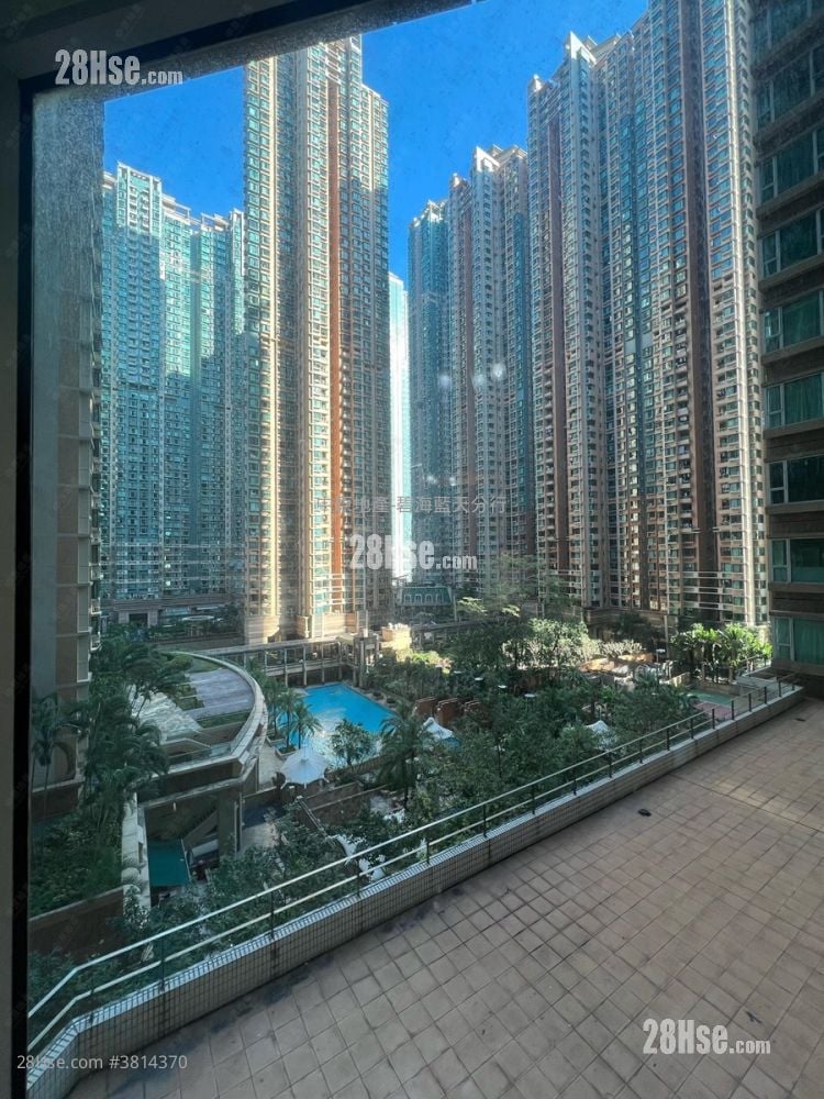 Banyan Garden Rental 477 ft²