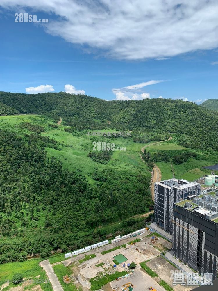 Le Prestige Sell 3 Bedrooms , 2 Bathrooms 728 ft²