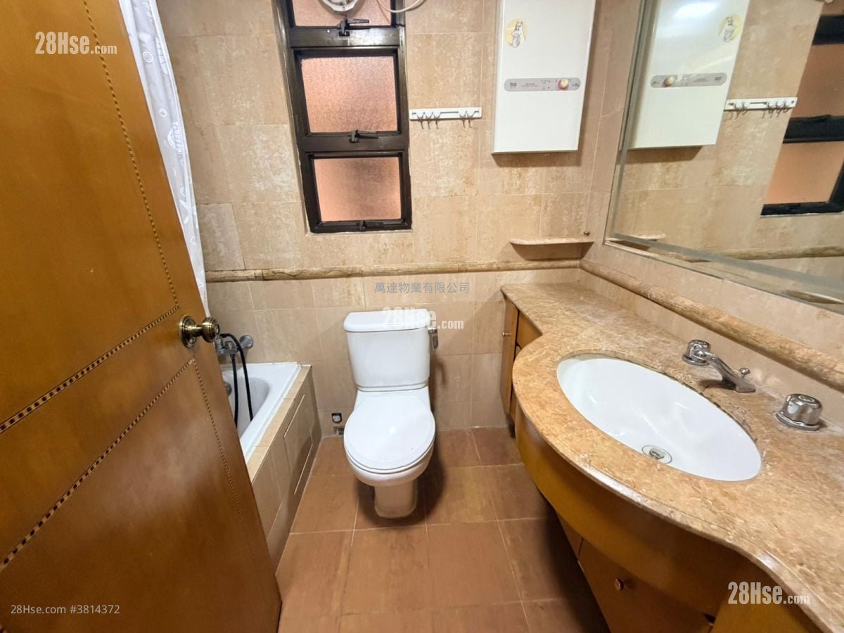 大埔宝马山 售盘 4 房 , 3 浴室 1,033 平方尺