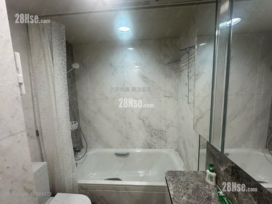 Seaside Sonata Rental 488 ft²