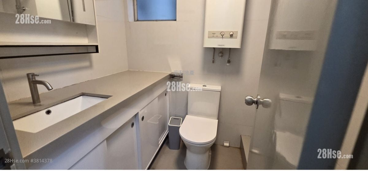 New Jade Garden Sell 3 Bedrooms , 2 Bathrooms 537 ft²