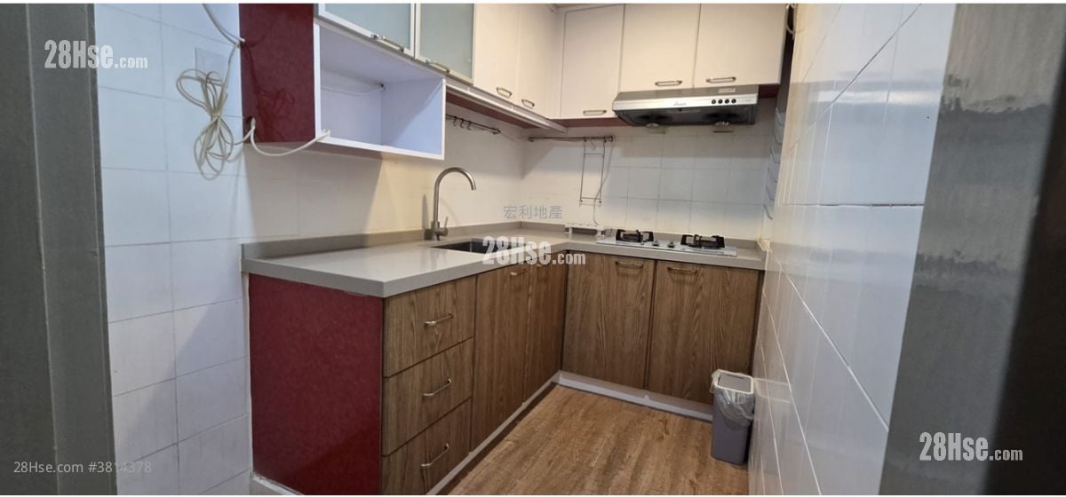 New Jade Garden Sell 3 Bedrooms , 2 Bathrooms 537 ft²