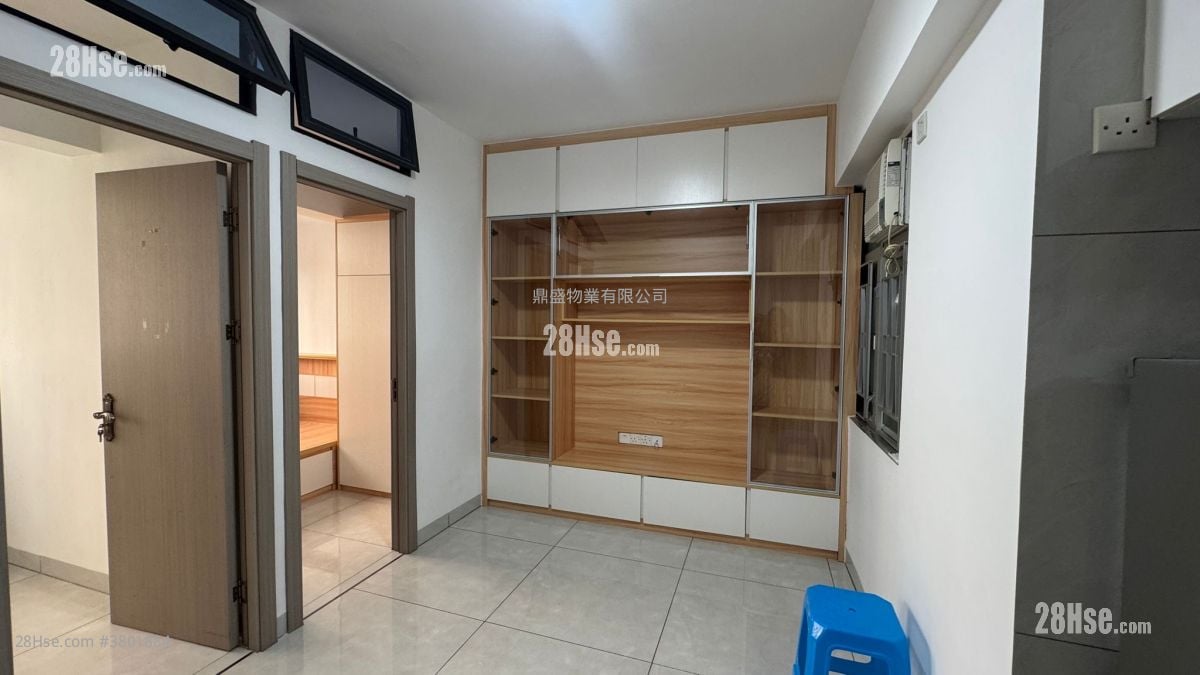 益发大厦 租盘 2 房 , 1 浴室 353 平方尺