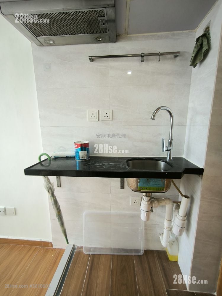 新蒲岗大厦 租盘 开放式间隔 , 1 浴室 95 平方尺