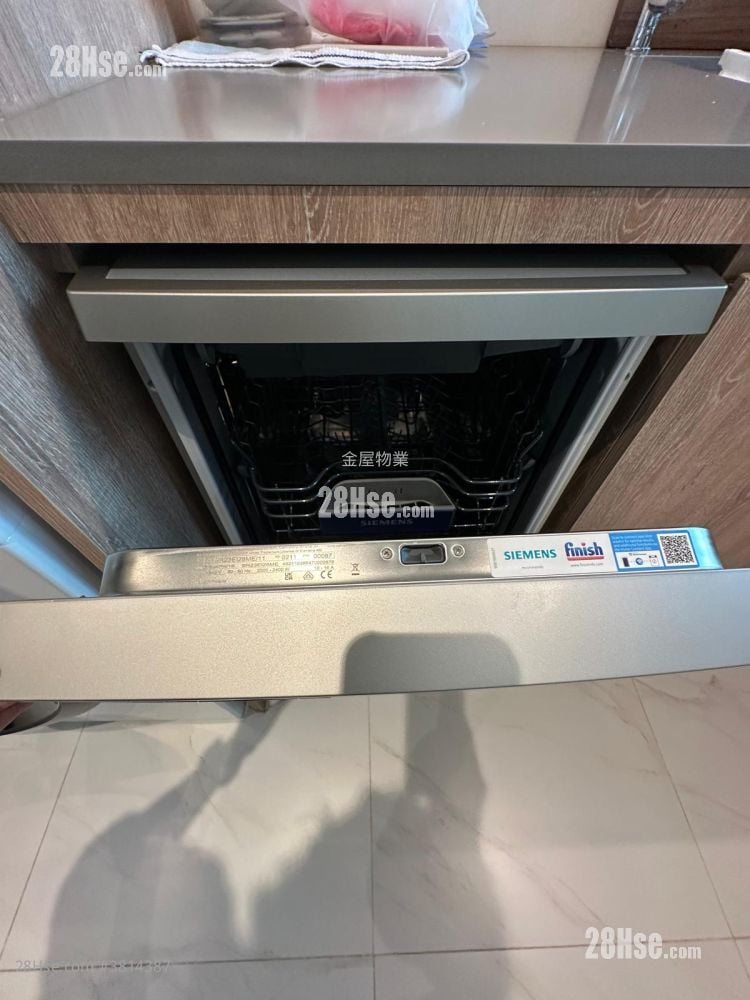 凯旋门 租盘 1 房 , 1 浴室 420 平方尺