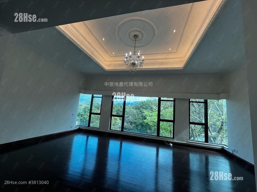 Constellation Cove Sell 3 Bedrooms 2,216 ft²