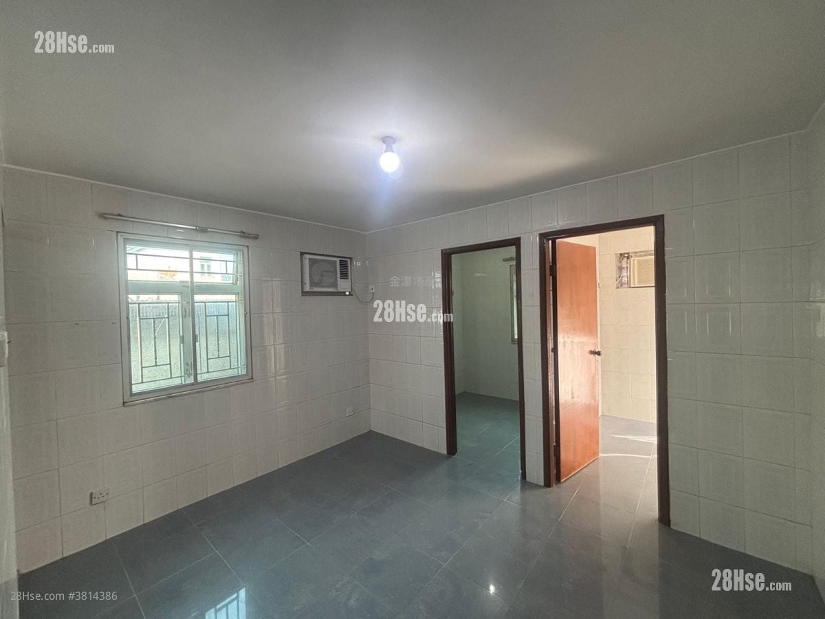 Village Rental 2 Bedrooms , 1 Bathroom 350 ft²