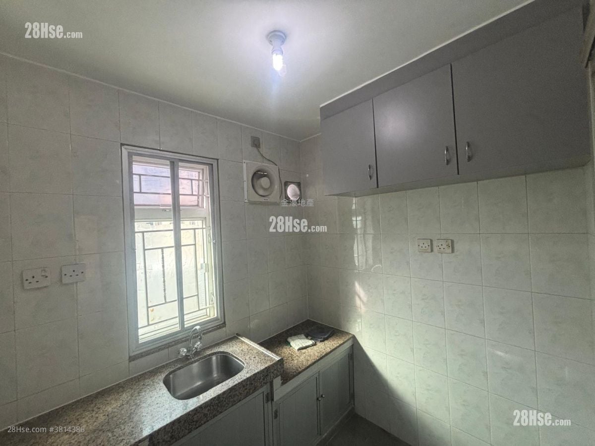 Village Rental 2 Bedrooms , 1 Bathroom 350 ft²