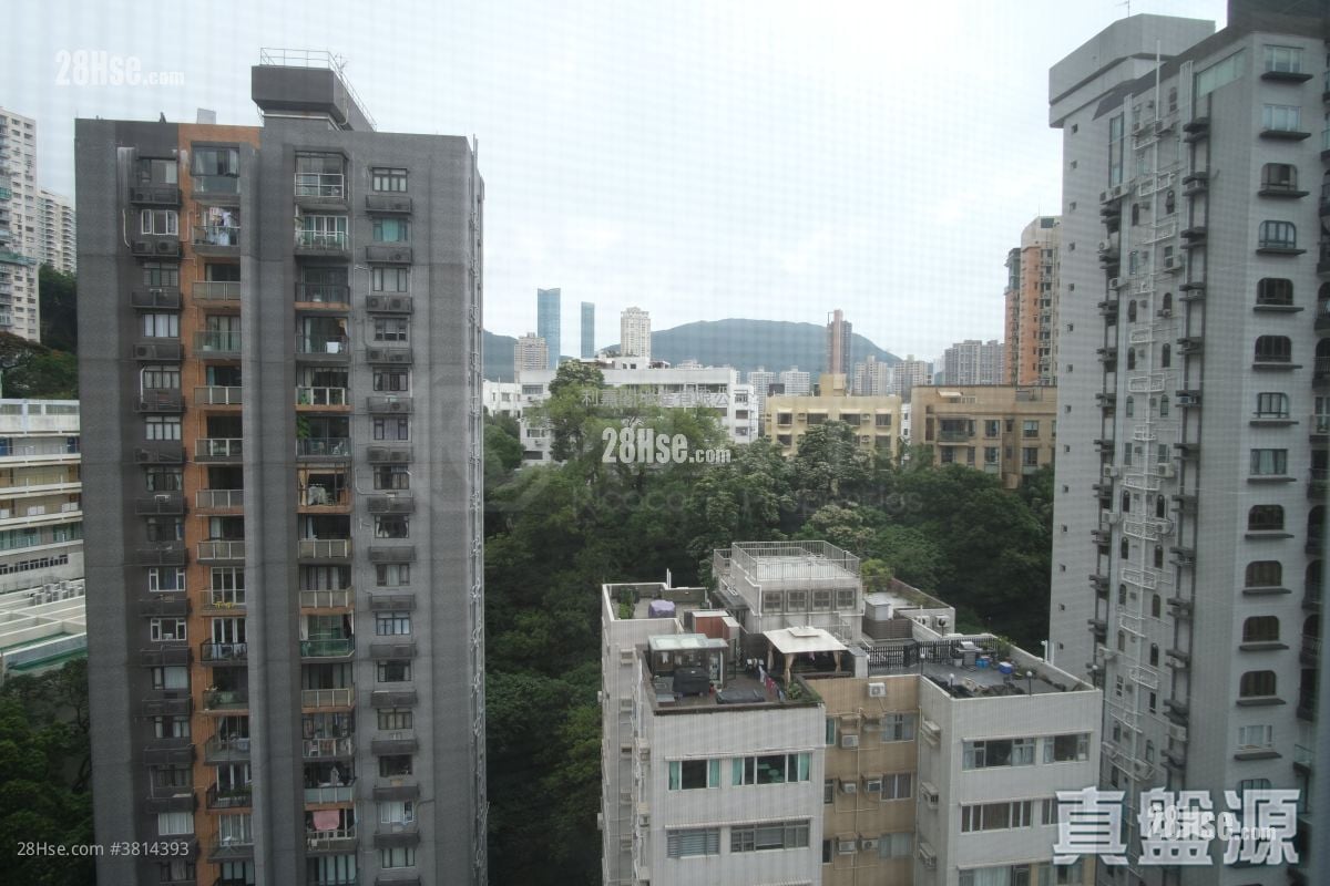 Royal Court Sell 3 Bedrooms , 2 Bathrooms 661 ft²