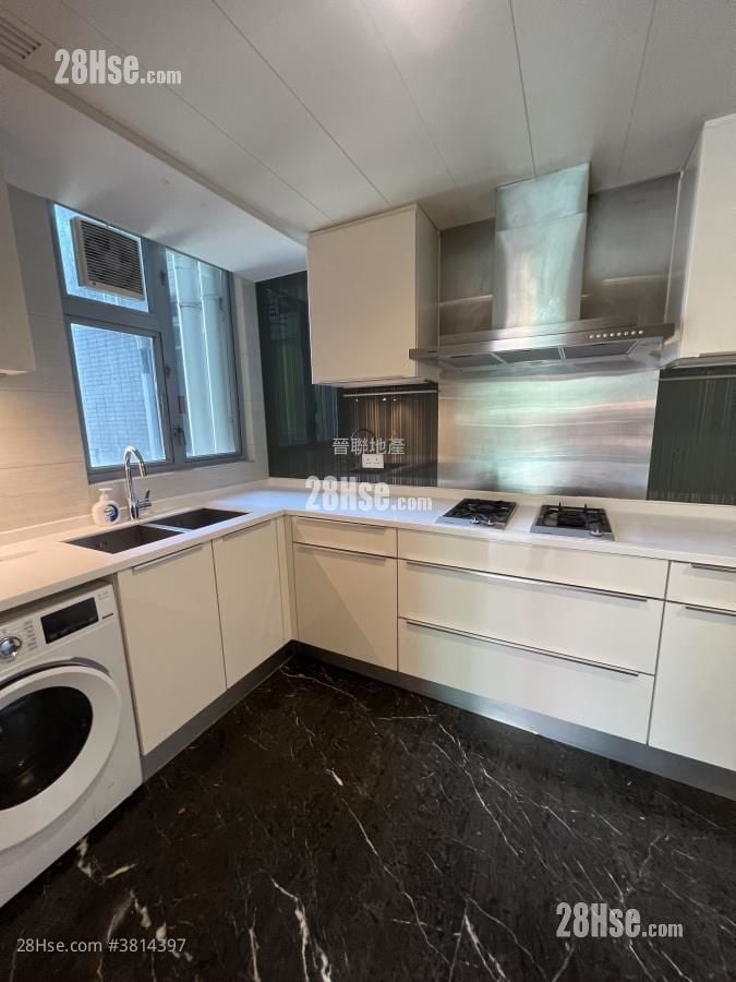 溱岸8号 售盘 4 房 , 3 浴室 1,398 平方尺