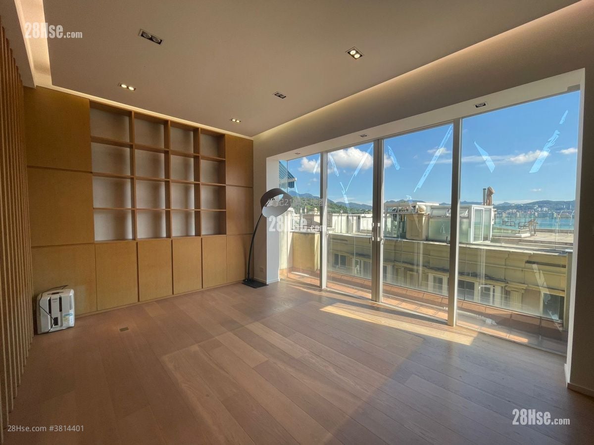 The Beverly Hills Rental 5+ Bedrooms , 3 Bathrooms 2,186 ft²