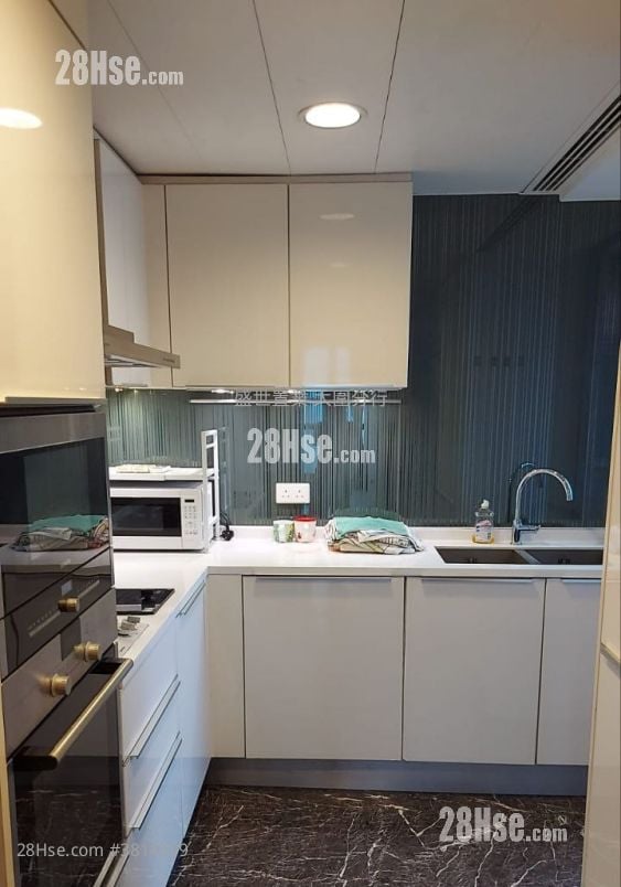 溱岸8号 售盘 4 房 , 3 浴室 1,168 平方尺