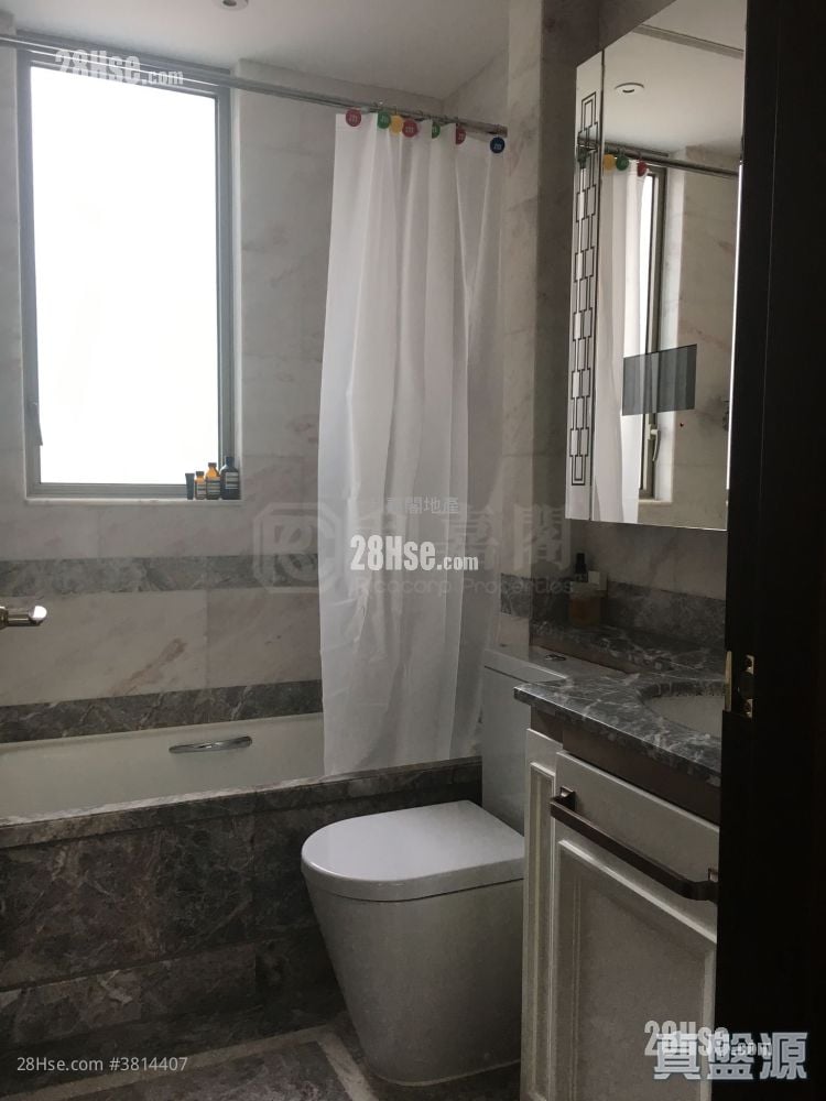 逸珑湾 售盘 3 房 , 2 浴室 736 平方尺