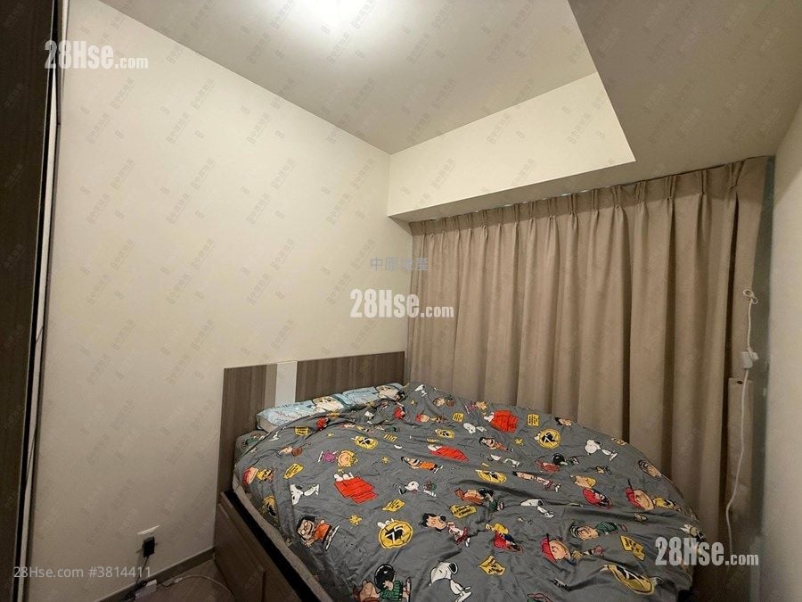 Yoho West Sell 3 Bedrooms , 1 Bathroom 447 ft²