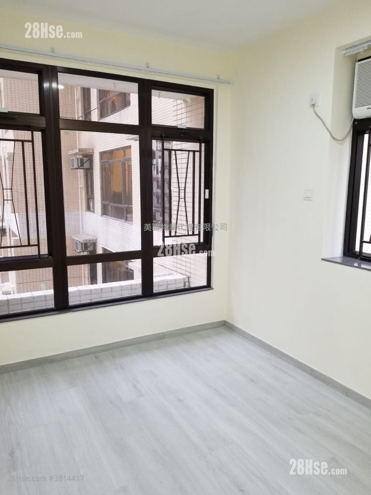 Pokfulam Gardens Rental 3 Bedrooms , 1 Bathroom 702 ft²