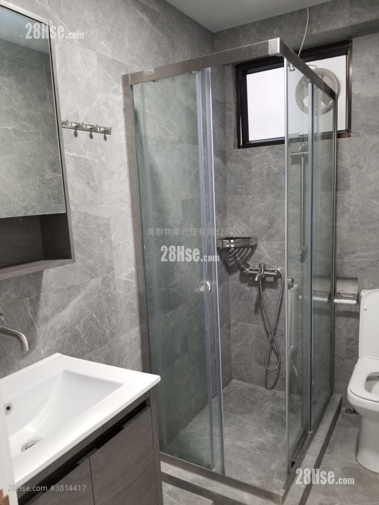 Pokfulam Gardens Rental 3 Bedrooms , 1 Bathroom 702 ft²